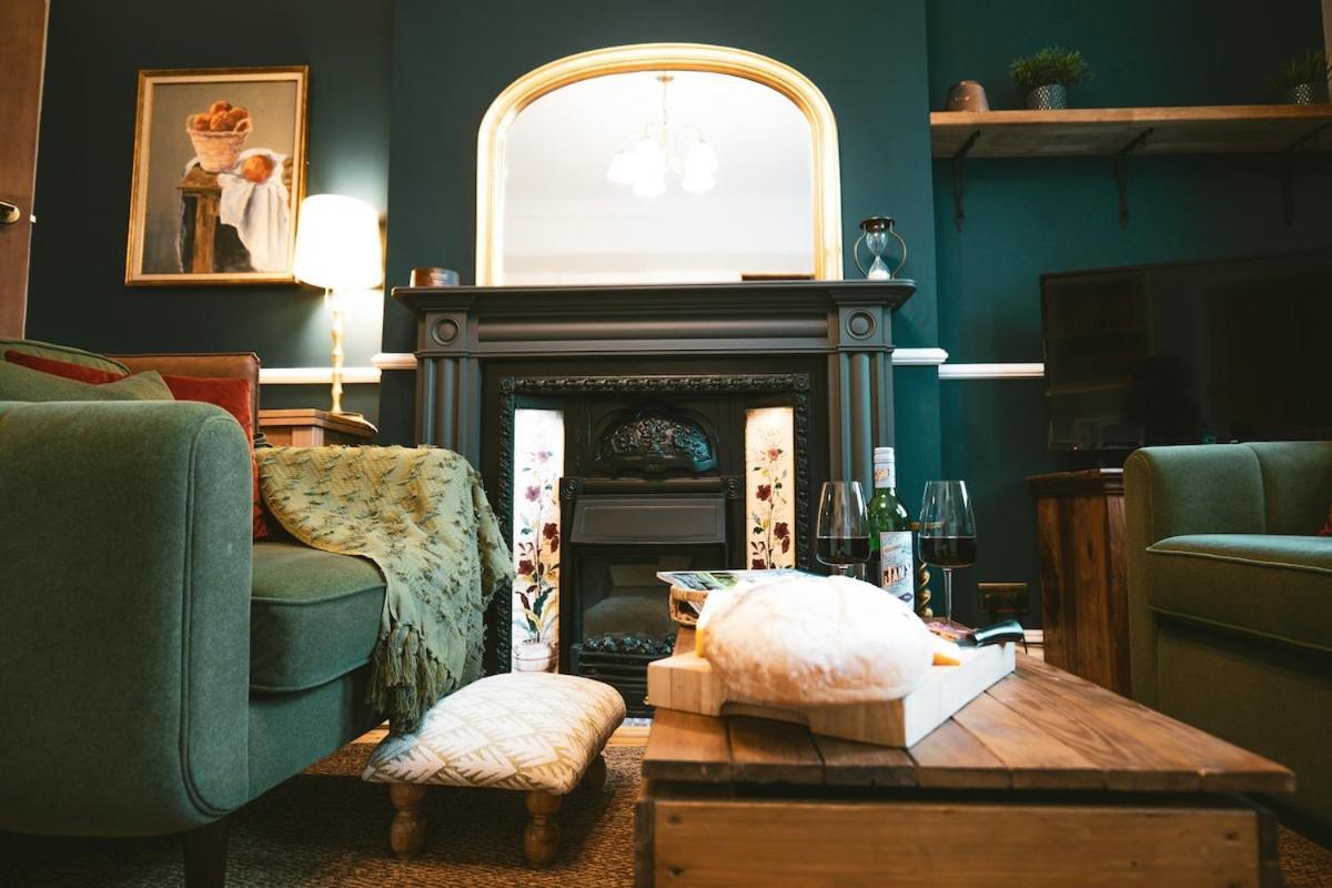 The Prestbury Annexe Apartment Cheltenham Bagian luar foto